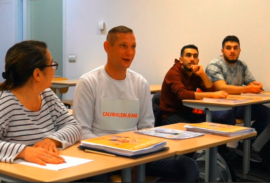 4 deelnemers aan aan het NT2-traject in de schoolbanken van ROC ter Aa