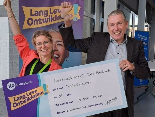 Natasja Muskens en Gert-Jan van Breugel met hun 2e prijs